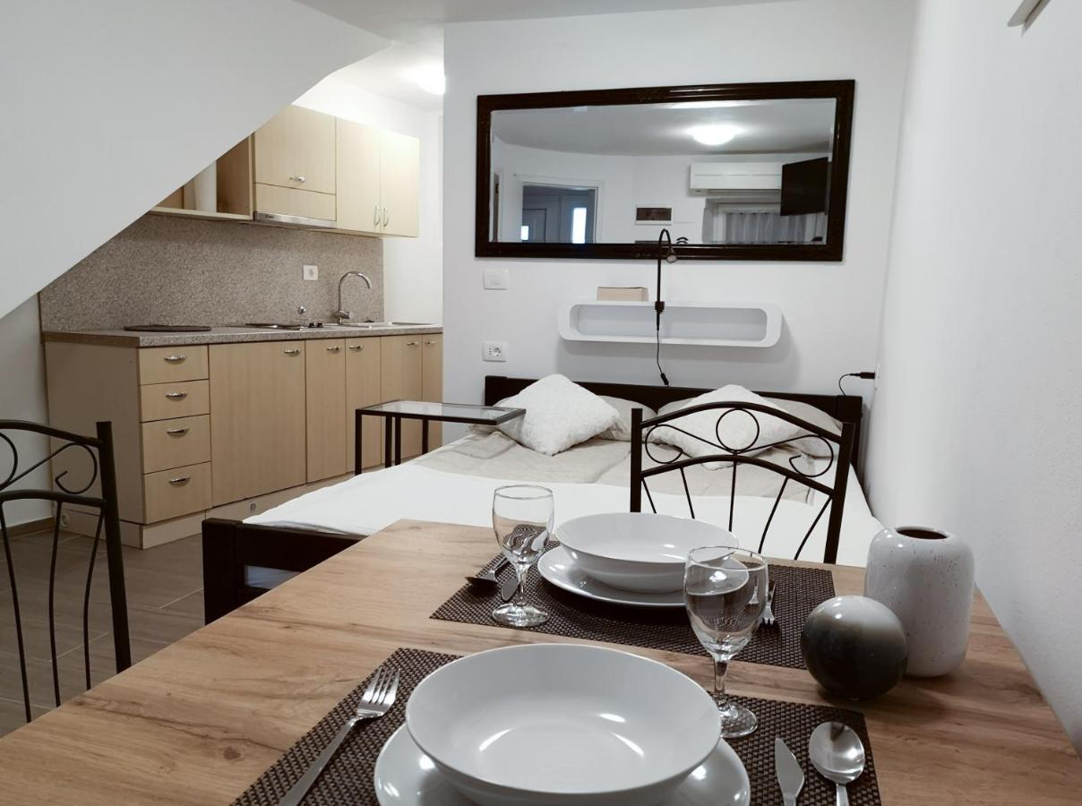 Korala Apartments Піран Екстер'єр фото
