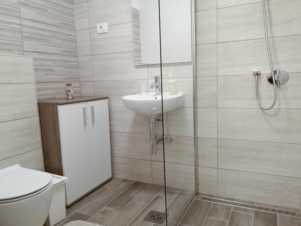 Korala Apartments Піран Екстер'єр фото